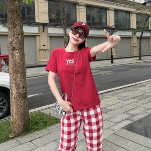 Set Bộ Lửng Áo Thun thêu Yes Phối Quần Caro Khánh La