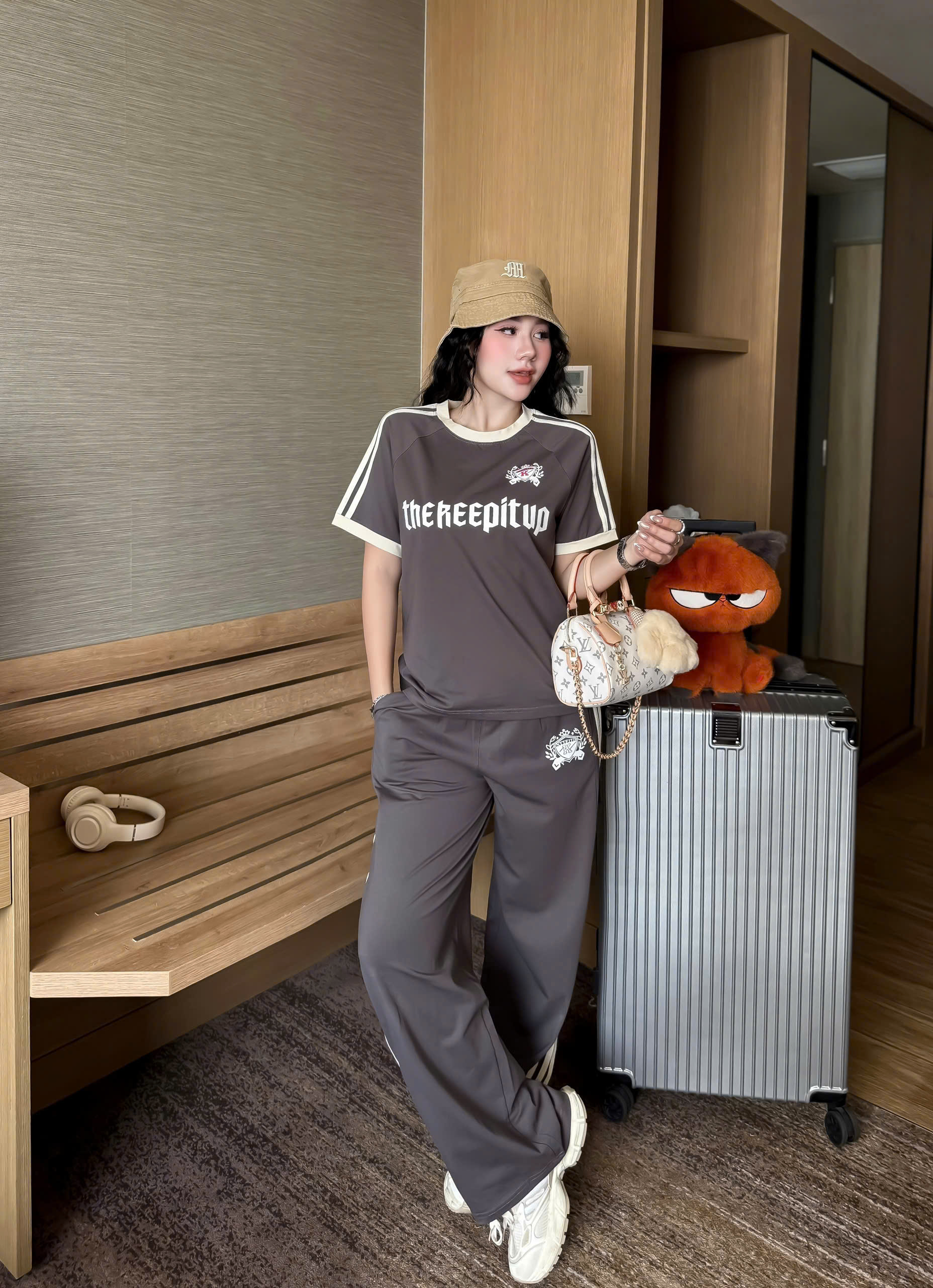 Set Dài Thể Thao Chữ The Keepit up KhanhLa - Ảnh 2
